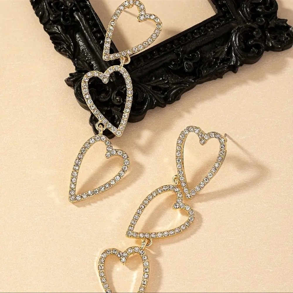 Gold Rhinestone Heart Trio Dangle Drop Crystal Earrings Nwt - Picture 3 of 7